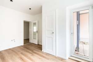 JETZT *Paul & Partner* ERSTBEZUG NACH SANIERUNG, TIEFGARAGENSTELLPLATZ & MÜNCHENS TOPLAGE! 162 – Die vollständige Adresse der Immobilie erhältst du vom Anbieter., 81677 Steinhausen, München – Vorschaubild 1