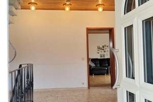 Charmantes Einfamilienhaus mit großem Garten, Wintergarten, Terrasse, Garage und modernisiertem Bad – Schulstraße 4, 56566 Neuwied – Vorschaubild 6