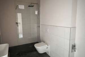 Erstbezug: barrierefreie 2-Raum-Wohnung mit EBK & Balkon – Johannes-Göderitz-Straße 81/82, 39130 Neu Olvenstedt, Magdeburg – Vorschaubild 7
