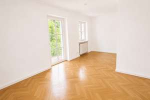 Familienidylle auf außergewöhnlichem Grundstück – stilvolles Wohnen mit sonniger Terrasse! – Die vollständige Adresse der Immobilie erhältst du vom Anbieter., 82031 Grünwald – Vorschaubild 11