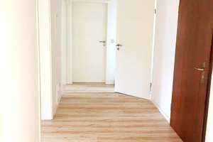 MEGA=》 JAHNSTR. 17 / CITY+UNI NAHE 4 ZI OASE, BALKON, EINBAUKÜCHE, TAGESLICHTBAD+WANNE – Die vollständige Adresse der Immobilie erhältst du vom Anbieter., 9126 Bernsdorf, Chemnitz – Vorschaubild 14