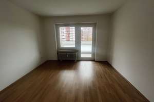 Schöne renovierte 2-Zimmer-Wohnung mit Balkon in Augsburg-Sparrenlech zu vermieten – Provinostraße 10, 86153 Am Schäfflerbach, Augsburg – Vorschaubild 3