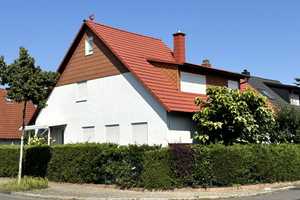 Top gepflegtes Einfamilienhaus, einseitig angebaut mit Garage in angenehmer Vorort-Wohnlage – Mannheim – Vorschaubild 1