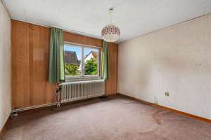 Sanierungsbedürftige Doppelhaushälfte mit traumhaftem Gartengrundstück und Garage – Die vollständige Adresse der Immobilie erhältst du vom Anbieter., 22417 Langenhorn, Hamburg – Vorschaubild 6
