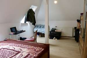 Gepflegte Dachgeschosswohnung mit Einbauküche - ideal für Paare, Singles oder als WG – Birkenweg 13, 27576 Lehe, Bremerhaven – Vorschaubild 6