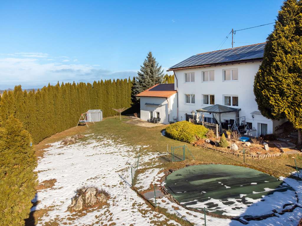 Immobilie in Markt Rettenbach - Großzügiges Zweifamilienhaus mit großem Garten und flexibler Nutzung - Bild 4