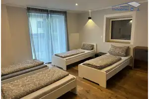 Edel ausgebautes Zweifamilienhaus: Gewerbepotenzial, Erweiterungsmögl. und Bauland - 15% Rendite! – Augsburg (Kreis) – Vorschaubild 30
