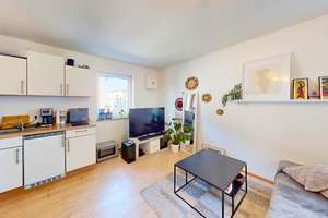 ** Die perfekte Kapitalanlage: Lichtdurchflutetes Apartment mit Balkon in City Wohnlage ** – Die vollständige Adresse der Immobilie erhältst du vom Anbieter., 85055 Nordost, Ingolstadt – Vorschaubild 4
