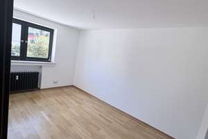 helle 4 - Zimmer Wohnung in Köln Rodenkirchen (Ortskern) mit 2 Balkonen- WG geeignet  – Die vollständige Adresse der Immobilie erhältst du vom Anbieter., 50996 Rodenkirchen (Ortsteil), Köln – Vorschaubild 17