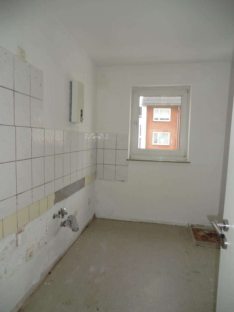 Walle: Freie 3-Zi-ETW in mittlerer Etage mit Balkon zum Kauf, Bremen – Bild 4