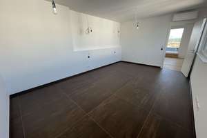 Wohnen am Wasser: Exklusives Penthouse mit Marina-Blick & Dachterrassen – Rheinallee 52, 55218 Neustadt, Mainz – Vorschaubild 8