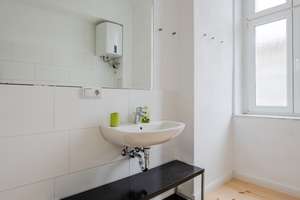 Charmante 2-Zimmer-Altbauwohnung in Berlin-Weißensee – bezugsfrei – Die vollständige Adresse der Immobilie erhältst du vom Anbieter., 13086 Weißensee, Berlin – Vorschaubild 12