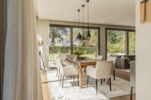 Exclusive villa featuring state-of-the-art technology and spacious rooms – Die vollständige Adresse der Immobilie erhältst du vom Anbieter., 14532 Kleinmachnow – Vorschaubild 9
