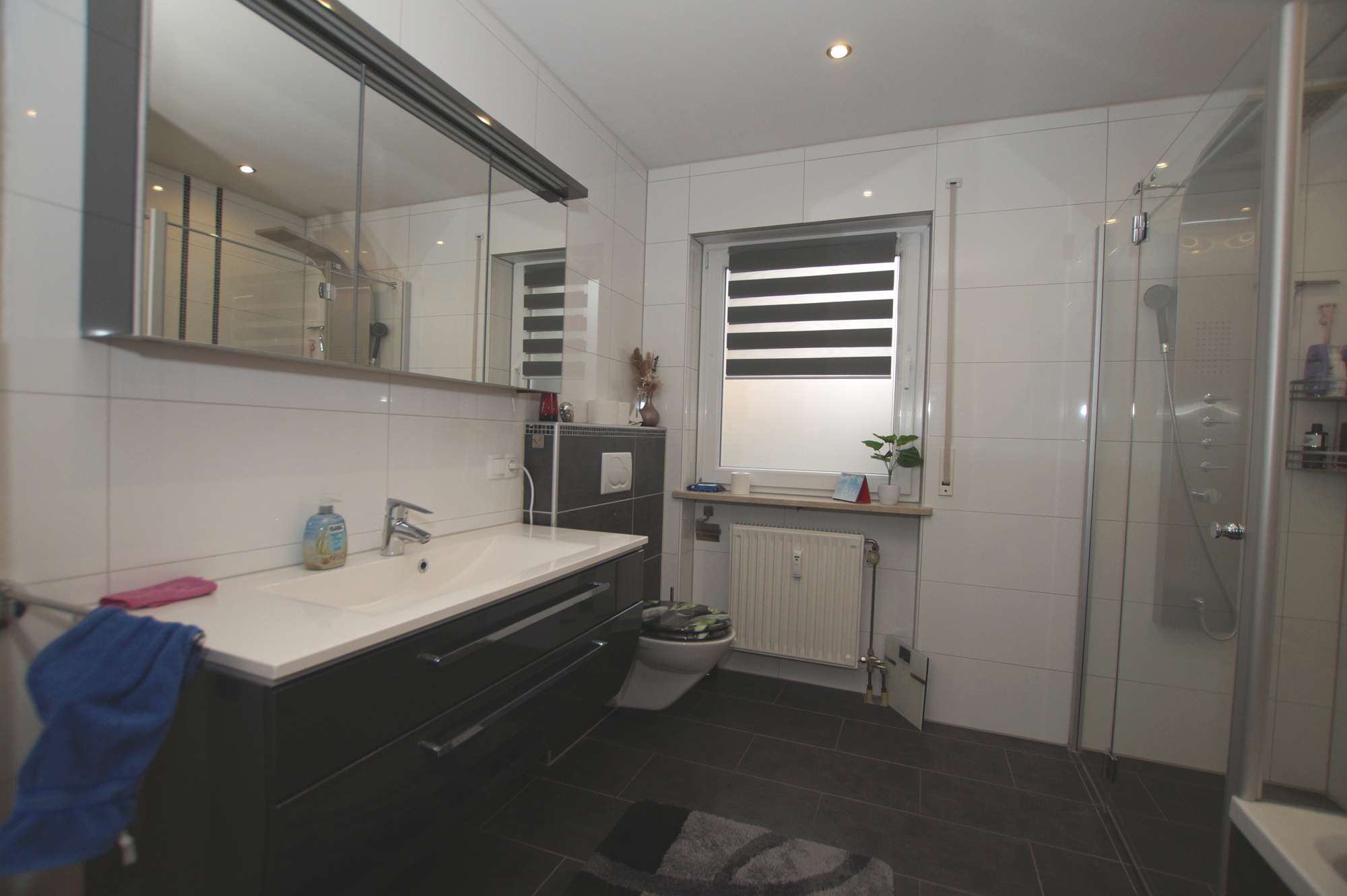 Immobilie in Postbauer-Heng - Vermietetes Mehrfamilienhaus im Grünen - gepflegt - vermietet - wertbeständig - Bild 3