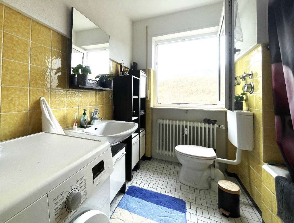 Immobilie in Annweiler am Trifels - 2 ZKB-Eigentumswohnung mit Fernsicht - Bild 2