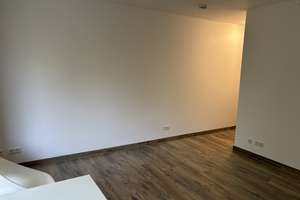  Praktische  1-Zimmer-Wohnung mit Balkon in Saarbrücken – Die vollständige Adresse der Immobilie erhältst du vom Anbieter., 66125 Dudweiler (Ortsteil), Saarbrücken – Vorschaubild 2
