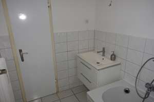 Kapitalanlage: Top-vermietete 3-Zimmer-Wohnung, Balkon, EG, 80 m², Oberhausen-Sterkrade, neben LIDL – Dorstener Straße 264, 46145 Tackenberg, Oberhausen – Vorschaubild 14