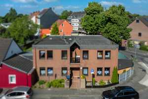 Attraktive Doppelhaushälfte mit Garage in Benrath – Düsseldorf – Vorschaubild 1