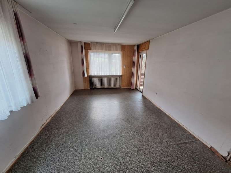 Immobilie in Alsfeld - Großzügiges EFH in Alsfeld-Eifa - Bild 2