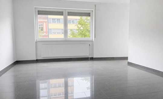 Bezugsfreie ca. 53 m² große 2-ZKB-Wohnung mit EBK, Balkon in der Innenstadt