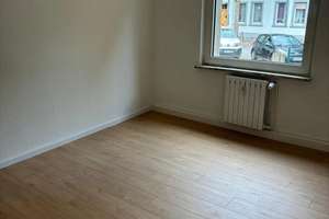 3,5 Zimmer Wohnung mit praktischer Aufteilung für Sie frisch renoviert im Grünen – Spichernstraße 63, 47137 Untermeiderich, Duisburg – Vorschaubild 2