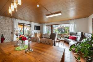 Haus im Haus - großzügiges Wohnen auf einer Ebene in ländlicher Idylle – Die vollständige Adresse der Immobilie erhältst du vom Anbieter., 73667 Kaisersbach – Vorschaubild 2