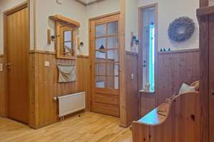 Gepflegtes Hosby Einfamilienhaus mit Einliegerwohnung in schöner Lage von Süderbrarup – Die vollständige Adresse der Immobilie erhältst du vom Anbieter., 24392 Süderbrarup – Vorschaubild 6