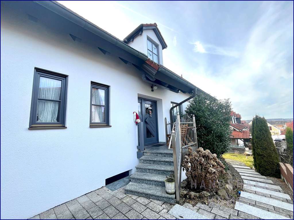 Immobilie in Pörnbach - „Stilvolle Villa mit Südgarten – Seltene Gelegenheit in dieser Klasse“ - Bild 3