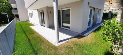 Alles auf einer Etage: 4-Zimmer-Wohnung mit Terrasse und großem Garten