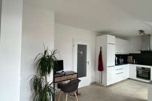 Neuwertige - moderne 2 Zimmer Dachgeschosswohnung EBK Balkon Trudering/Berg am Laim – Die vollständige Adresse der Immobilie erhältst du vom Anbieter., 81825 Berg am Laim Ost, München – Vorschaubild 3