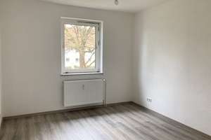 Urbanes Zuhause mit Wohlfühlfaktor– 3-Zimmerwohnung (Musterbilder) – Berliner Straße 92, 38226 Lebenstedt, Salzgitter – Vorschaubild 3