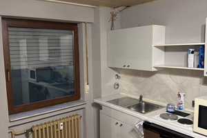 Schöne 2-Raum-Wohnung mit EBK und Balkon in Köln – Hans-Schulten-Straße 12, 51109 Köln – Vorschaubild 4