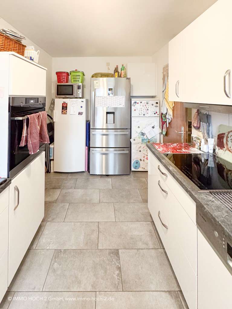 Immobilie in Allmersbach im Tal - Großzügige 5-Zimmer-Wohnung mit Garage, Stellplatz & Garten – 106 m² Wohnfläche - Bild 4