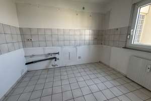 Wohnkomfort mit Ausblick: Gepflegte 4-Zimmer-Wohnung mit Balkon – 70499 Giebel, Stuttgart – Vorschaubild 8