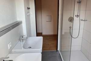 Gut geschnittene 3-Zimmer-Wohnung mit Balkon und 2 Stellplätzen  – Die vollständige Adresse der Immobilie erhältst du vom Anbieter., 70569 Dachswald, Stuttgart – Vorschaubild 9