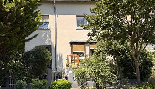 Bild von Charmantes zwei Familien Haus im Musikerviertel in Offenbach