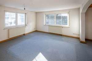 Familienfreundliches Einfamilienhaus mit Kamin, Doppelgarage und großem Garten – Die vollständige Adresse der Immobilie erhältst du vom Anbieter., 89312 Günzburg – Vorschaubild 6