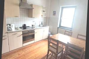 +OF-Bürgel+ Alter Ortskern+ 2-3 FH Altbau auf kl. Grundstück, Doppelgarage und Laube – 63075 Bürgel, Offenbach am Main – Vorschaubild 10