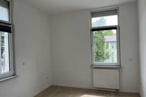 Schöne helle Wohnung mit drei Zimmern in Stuttgart Bad Cannstatt – Waiblingerstraße ..., 70372 Stuttgart – Vorschaubild 7