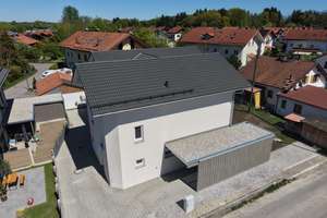 Neubau Doppelhaushälfte in Toplage von Kolbermoor – Die vollständige Adresse der Immobilie erhältst du vom Anbieter., 83059 Kolbermoor – Vorschaubild 4
