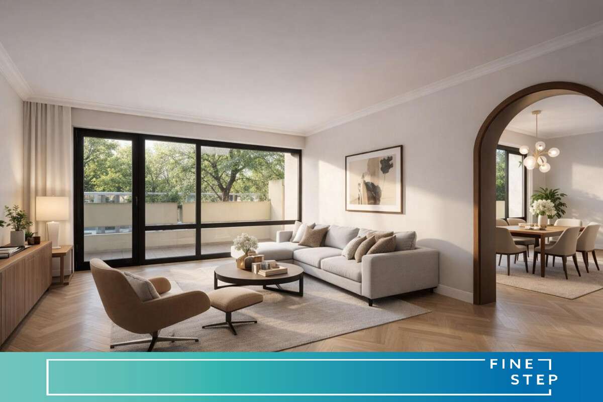 Sanierungsbedürftige 4-Zimmer-Wohnung mit 2 Balkonen, TG-Stellplatz und großem Keller, München – Bild 1