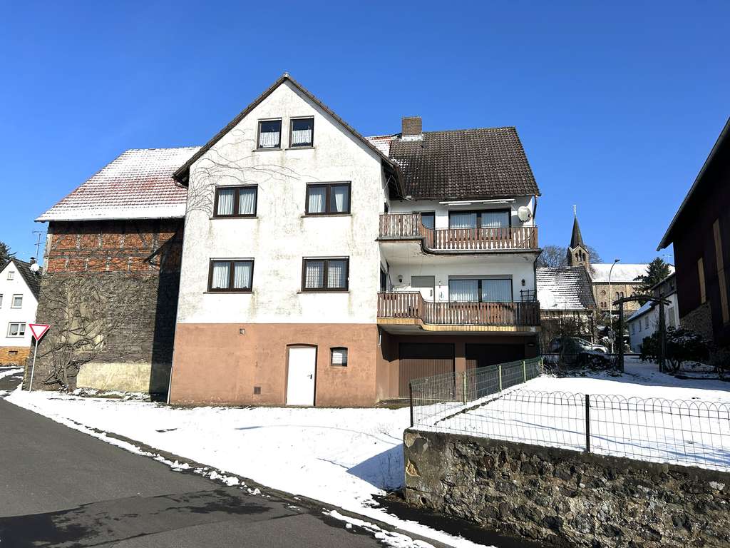 Immobilie in Antrifttal - Charmantes Bauernhaus mit viel Potential für die ganze Familie. - Bild 1