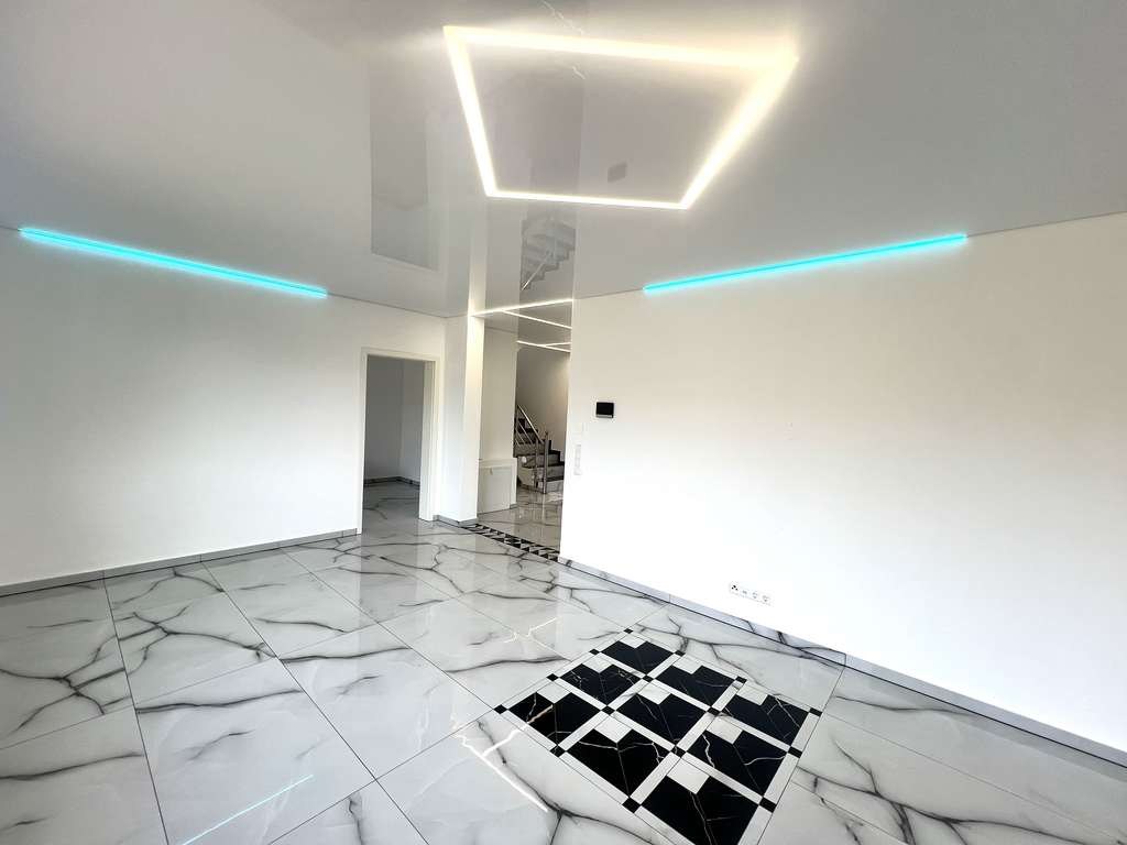 Immobilie in Helmstadt-Bargen - Festpreis!  Repräsentatives Einfamilienhaus, Dachstudio und Dachterrasse in Helmsatdt-Bargen - Bild 3