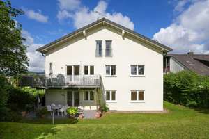 Hausgefühl inklusive – Moderne Eigentumswohnung mit Terrasse und Garten!
