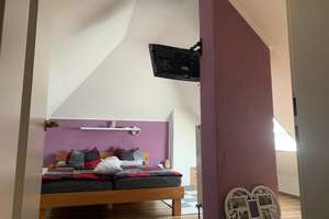 Schöne DHH am Ortsrand mit unverbautem Blick // 147qm Wohnfläche / 7 Zimmer / Einziehen & Wohlfühlen – Die vollständige Adresse der Immobilie erhältst du vom Anbieter., 96274 Itzgrund – Vorschaubild 12