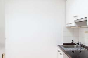 HOMESK - Sofort bezugsfreie 2-Zimmer-DG-Wohnung mit Süd-Wintergarten an der Kantstraße – Kantstraße 63, 10627 Charlottenburg, Berlin – Vorschaubild 13