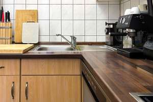 Klassischer Altbau mit Dielenboden und Balkon zwischen Prenzlauer Berg und Mitte – Die vollständige Adresse der Immobilie erhältst du vom Anbieter., 10119 Prenzlauer Berg, Berlin – Vorschaubild 11