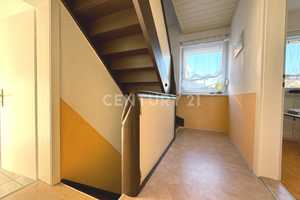 Familienglück in ruhigem Wohngebiet mit Sonnenbalkon, Garten & Garage – Lichtenfels (Kreis) – Vorschaubild 13