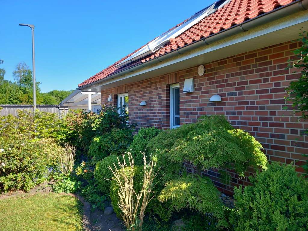 Immobilie in Breitenburg - Schöner Winkelbungalow sucht neue Eigentümer - Bild 2
