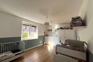 Interessantes Architektenhaus mit schönem Garten, großem Keller und vielem mehr! – Die vollständige Adresse der Immobilie erhältst du vom Anbieter., 38473 Tiddische – Vorschaubild 9